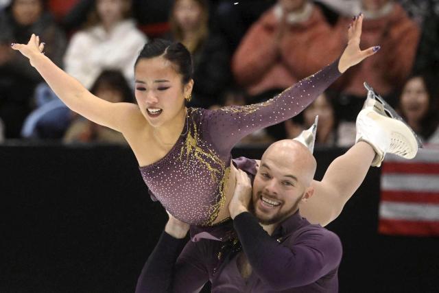 Ellie Kam and Danny O'Shea of USA perform in Pairs Short Program during the figure skating ISU Grand Prix Finlandia Trophy Helsinki competition in Helsinki, Finland on November 21, 2025. (Photo by Vesa Moilanen / Lehtikuva / AFP) / Finland OUT