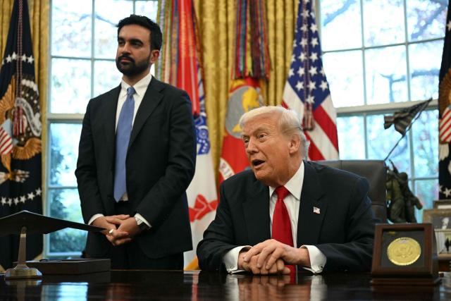 US President Donald Trump (R) meets with New York Mayor-elect Zohran Mamdani in the Oval Office of the White House in Washington, DC, on November 21, 2025. (Photo by Jim WATSON / AFP)