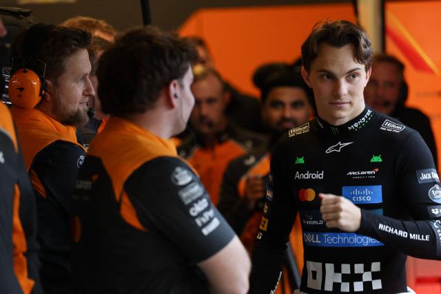 McLaren's Australian driver Oscar Piastri looks on in the garage before the start of the third practice session for the Las Vegas Formula One Grand Prix at the Las Vegas Strip Circuit in Las Vegas, Nevada, on November 21, 2025. (Photo by Patrick T. Fallon / AFP)