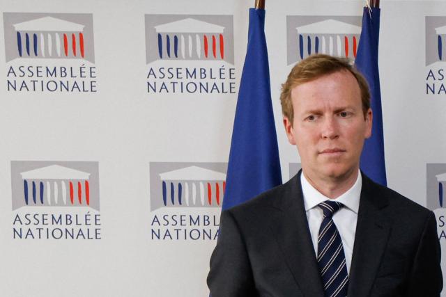 Libertes, Independants, Outre-Mer et Territoires (LIOT) MPs Harold Huwart attends a press conference at The National Assembly in Paris on January 14, 2025. In an unprecedented move in the Fifth Republic, almost the entire Assembly rejected the state budget overnight November 22, 2025, the only vote in its favour coming from LIOT Harold Huwart, a member of the centrist group. (Photo by Ludovic MARIN / AFP)