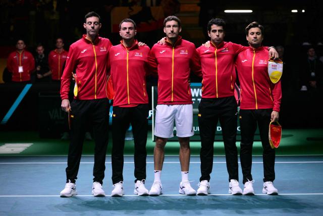 Spain's team poses ahead of the 2025 Davis Cup semi-finals against Germany at the Super Tennis Arena in Bologna, northen Italy, on November 22, 2025. (Photo by Tiziana FABI / AFP)