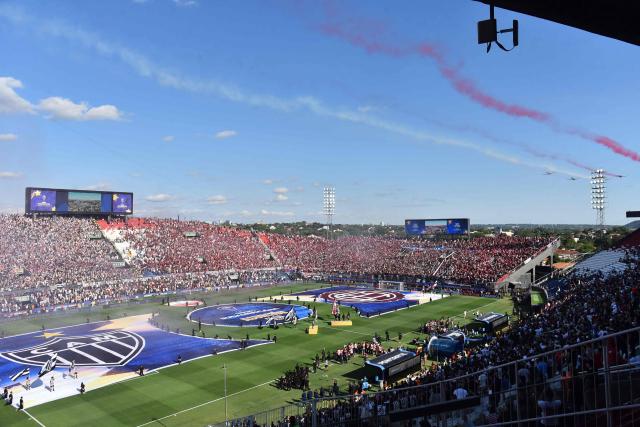 General view before the start of the Copa Sudamericana final football match between Argentina's Lanus and Brazil's Atletico Mineiro at the Defensores del Chaco stadium in Asuncion on November 22, 2025. (Photo by JOSE BOGADO / AFP)