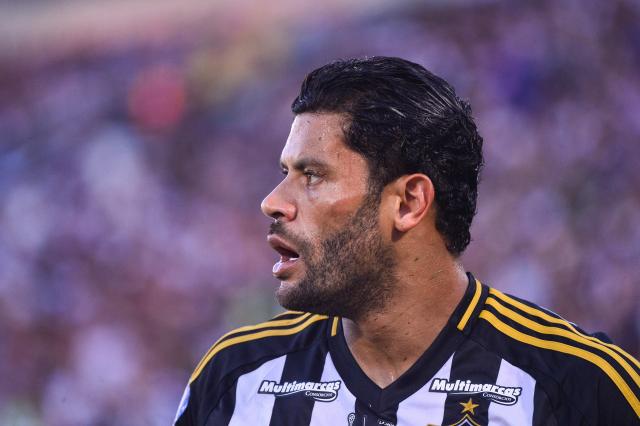 Atletico Mineiro's forward #07 Hulk gestures during the Copa Sudamericana final football match between Argentina's Lanus and Brazil's Atletico Mineiro at the Defensores del Chaco stadium in Asuncion on November 22, 2025. (Photo by DANIEL DUARTE / AFP)