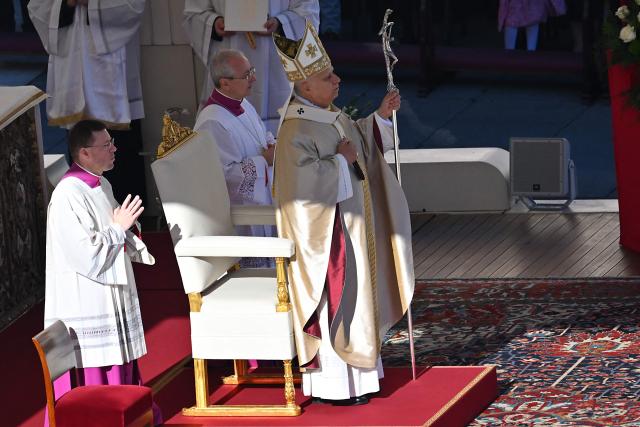 Pope Leo XIV (C) leads the mass of Jubilee of Choirs and Choral Society at St Peter's Square in The Vatican on November 23, 2025. (Photo by Andreas SOLARO / AFP)