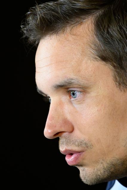 Union Saint-Gilloise's Belgian head coach David Hubert attends a press conference on the eve of the UEFA Champions League, league phase, day 5 football match between Galatasaray and Royale Union Saint-Gilloise, at the Rams Park Stadium in Istanbul on November 24, 2025. (Photo by Yasin AKGUL / AFP)