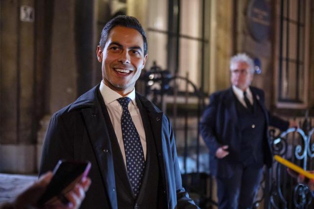 D66 party leader Rob Jetten leaves the Huis Huguetan after talks on the formation of a new coalition government, in The Hague, on November 24, 2025. Dutch government coalition formations talks continue following an October 29 vote that saw the centrist D66 party win by a razor-thin majority of votes over the far-right PVV party. (Photo by Lina Selg / ANP / AFP) / Netherlands OUT