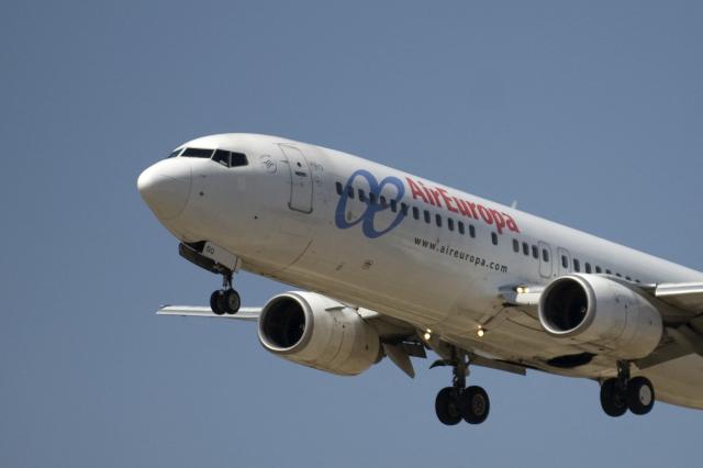 (FILES) An Air Europa plane takes off from Malaga's airport on September 22, 2011. Airline Air Europa announced they were suspending their flights between Madrid and Caracas November 24, 2025, joining Iberia in cancelling operations to Venezuela following a safety warning from the US Civil Aviation Authority. (Photo by Jorge Guerrero / AFP)