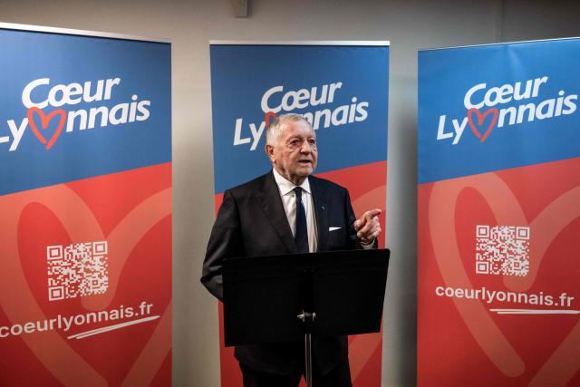 President of Business software publisher Cegid and Vice-President of French Football Federation (FFF) Jean-Michel Aulas gestures as he delivers a speach during the inauguration of his campaign headquarters for Mayor of Lyon in France's 2026 municipal elections, in Lyon, central-eastern France, on November 25, 2025. (Photo by ARNAUD FINISTRE / AFP)