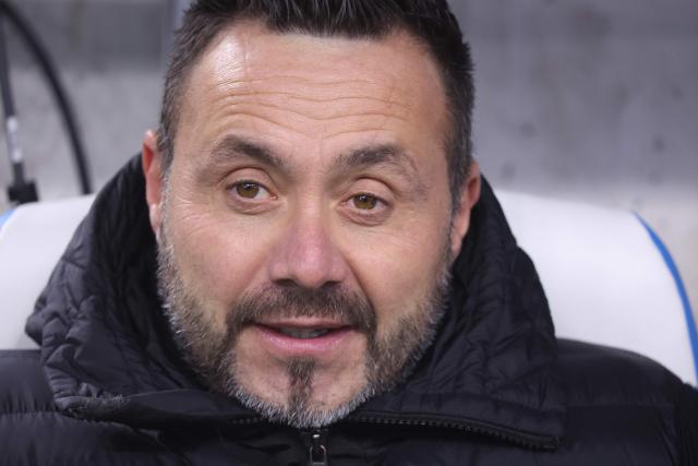 Marseille's Italian head coach Roberto De Zerbi looks on during the UEFA Champions League, league phase - matchday 5, football match between Olympique de Marseille (OM) and Newcastle United FC at the Velodrome Stadium in Marseille, southeastern France, on November 25, 2025. (Photo by Alex MARTIN / AFP)