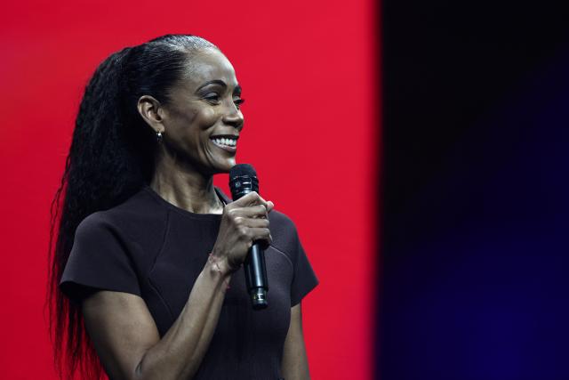 French television presenter Christine Kelly speaks on during "Face a vous - Les grands enjeux de demain" (Face to face with you - The major challenges of tomorrow) debate show hosted by French weekly newspaper Le Journal du Dimanche (JDD) at the Le Dome de Paris - Palais des Sports in Paris on November 25, 2025. (Photo by Thibaud MORITZ / AFP)