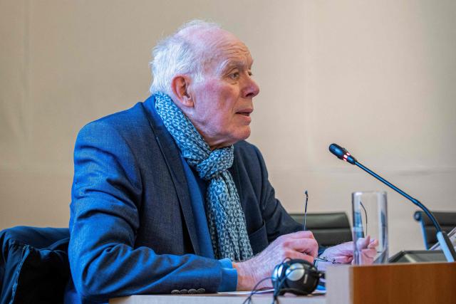Ex-Minister-President Charles Picqué takes part in a hearing by a special commission regarding the Metro 3 project, at the Region Parliament in Brussels on November 27, 2025. The Commission will look into the origins of the Metro 3 project, whose construction is underway but with an uncertain future, as costs are spiraling. (Photo by EMILE WINDAL / Belga / AFP) / Belgium OUT