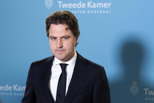 CDA party leader Henri Bontenbal arrives for a meeting with informant Sybrand van Haersma Buma (CDA) for talks on the formation of a new government coalition at The Hague on November 27, 2025. Jetten admitted on November 13, 2025 that it would be difficult to build a workable government, with parties still deadlocked two weeks after the vote in Europe's fifth-largest economy. (Photo by Jeroen Jumelet / ANP / AFP) / Netherlands OUT