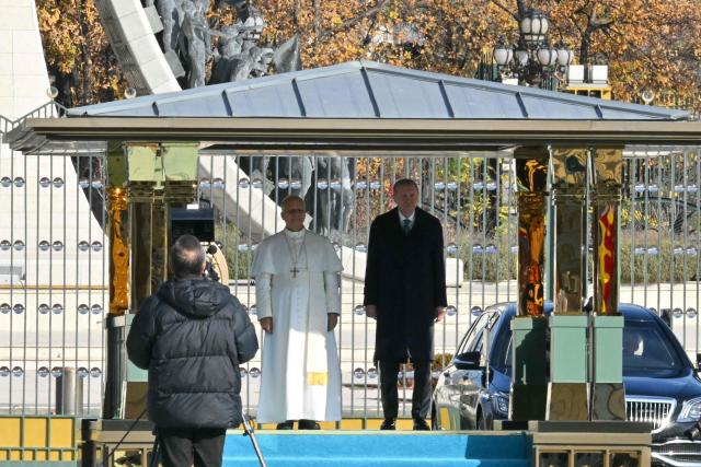 Pope Leo XIV is welcomed by Turkey's President Recep Tayyip Erdogan at the Presidential Palace in Ankara, on November 27, 2025. (Photo by Andreas SOLARO / AFP)