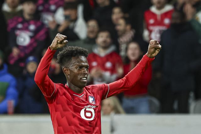 Lille's Portuguese forward #27 Felix Correia celebrates scoring his team's first goal during the UEFA Europa League football match between Lille (LOSC) and GNK Dinamo Zagreb at the Pierre-Mauroy Stadium in Villeneuve-d'Ascq, northern France, on November 27, 2025. (Photo by Sameer Al-DOUMY / AFP)