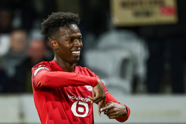 Lille's Portuguese forward #27 Felix Correia celebrates scoring his team's first goal during the UEFA Europa League football match between Lille (LOSC) and GNK Dinamo Zagreb at the Pierre-Mauroy Stadium in Villeneuve-d'Ascq, northern France, on November 27, 2025. (Photo by Sameer Al-DOUMY / AFP)