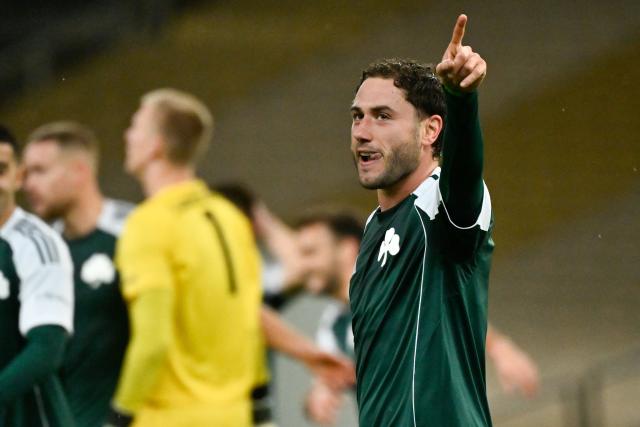 Panathinaikos' Italian defender #02 Davide Calabria celebrates scoring his team's second goal during the  UEFA Europa League football match between Panathinaikos FC and SK Sturm Graz at the Apostolos Nikolaidis Stadium in Athens on November 27, 2025. (Photo by Aris MESSINIS / AFP)