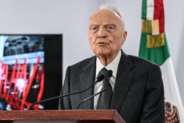 (FILES) Mexico's Attorney General of the Republic, Alejandro Gertz, speaks during a press conference at the Security Cabinet building in Mexico City on August 13, 2025. Mexico’s Attorney General Alejandro Gertz resigned on November 27, 2025, after President Claudia Sheinbaum proposed that he take up an ambassadorship, the Senate said after receiving his resignation letter. (Photo by Yuri CORTEZ / AFP)