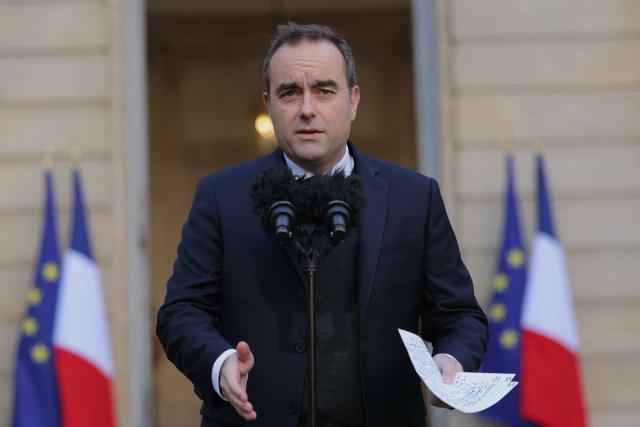 (FILES) France's Prime Minister Sebastien Lecornu delivers a statement at the Hotel Matignon, in Paris, on November 24, 2025 after chairing a meeting with members of the government. Lecornu has decided to suspend publication of the Government Food and Climate Strategy (Snanc), which he was not ‘informed’ about and therefore could not ‘approve’, his entourage announced. (Photo by Thomas SAMSON / POOL / AFP)