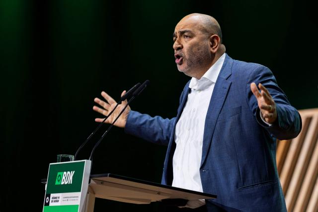 Former co-leader of Germany's Green party and Bundestag Vice President, Omid Nouripour addresses delegates during the federal delegates' conference of the German Green Party at the trade fair grounds in Hanover, northern Germany, on November 28, 2025. Germany's Greens will hold their party congress until November 30, 2025. (Photo by MICHAEL MATTHEY / AFP)