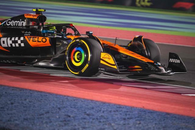 McLaren's British driver Lando Norris drives during the sprint qualifying session ahead of the Formula One Qatar Grand Prix at the Lusail International Circuit in Lusail on November 28, 2025. (Photo by Andrej ISAKOVIC / AFP)