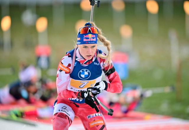 Austria's Lisa Hauser competes during the women's relay of the World Cup biathlon at Östersund Ski Stadium, Ostersund, Sweden, on November 29, 2025.  (Photo by Hanna BRUNLOF / various sources / AFP) / Sweden OUT