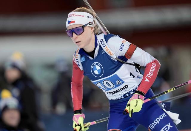 The Czech Republic's Markéta Davidova competes during the women's relay of the World Cup biathlon at Östersund Ski Stadium, Ostersund, Sweden, on November 29, 2025.  (Photo by Bjorn LARSSON ROSVALL / various sources / AFP) / Sweden OUT