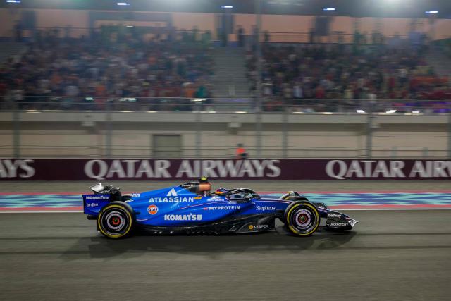 Williams' Spanish driver Carlos Sainz drives during the sprint race ahead of the Formula One Qatar Grand Prix at the Lusail International Circuit in Lusail on November 29, 2025. (Photo by Altaf Qadri / POOL / AFP)