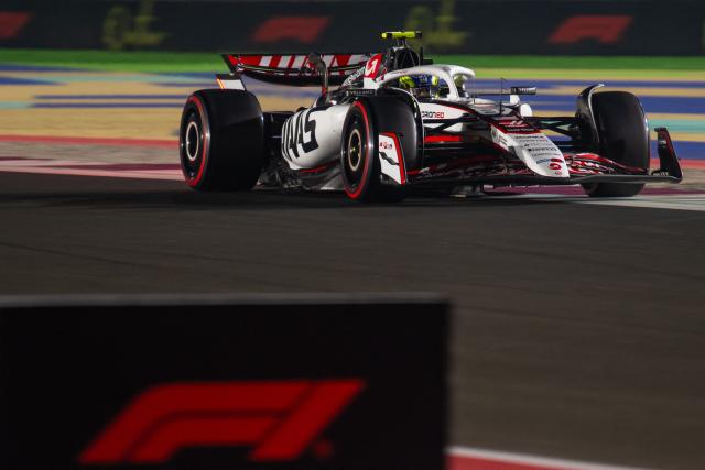 Haas F1 Team's British driver Oliver Bearman drives during the qualifying session ahead of the Formula One Qatar Grand Prix at the Lusail International Circuit in Lusail on November 29, 2025. (Photo by Andrej ISAKOVIC / AFP)