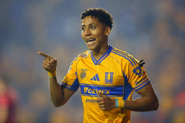 Tigres' forward #77 Ozziel Herrera celebrates scoring his team's fourth goal during the Liga MX Apertura quarter-final second leg football match between Tigres and Tijuana at the UANL University Stadium in San Nicolas de los Garza, Nuevo Leon State, Mexico on November 29, 2025. (Photo by Julio Cesar AGUILAR / AFP)