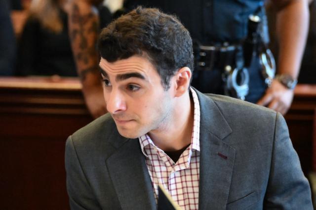 Luigi Mangione appears in Manhattan Supreme Court during a state court evidentiary hearing in the murder case of UnitedHealthcare CEO Brian Thompson, in New York, on December 1, 2025. (Photo by Curtis Means / POOL / AFP)