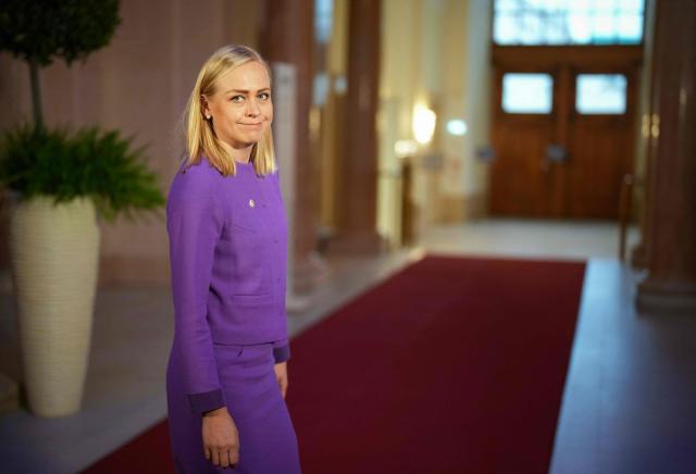 Finland's Foreign Minister Elina Valtonen, the 2025 Chairperson-in-Office at the OSCE,  arrives for a Ministerial Council meeting of the Oranization for Security and Co-operation in Europe (OSCE) on December 4, 2025 in Vienna, Austria. (Photo by GEORG HOCHMUTH / APA / AFP) / Austria OUT