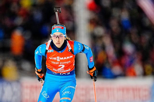 Italy's Lisa Vittozzi competes during the women's 7,5 km sprint event of the IBU Biathlon World Cup in Oestersund, Sweden on December 5, 2025. (Photo by Bjorn LARSSON ROSVALL / TT News Agency / AFP) / Sweden OUT