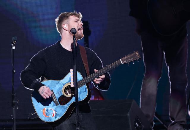 US singer-songwriter Alex Warren performs on stage during the KIIS FM's iHeartRadio Jingle Ball 2025 at the Inuit Dome in Inglewood, California on December 4, 2025. (Photo by Michael Tran / AFP)