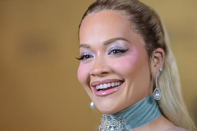 Picture of Rita Ora, British singer arriving to the "Women In Cinema" gala dinner, as part of the 5th edition of the Red Sea Film Festival in Jeddah, Saudi Arabia on December 5, 2025. (Photo by Ammar ABD RABBO / Red Sea Film Festival / FACTSTORY) / Disclaimer: This document is neither produced nor endorsed by AFP. It is distributed under its issuer sole responsibility. Its reproduction is authorized in context without any distortion of content. If you have any question about this document, please contact its issuer.