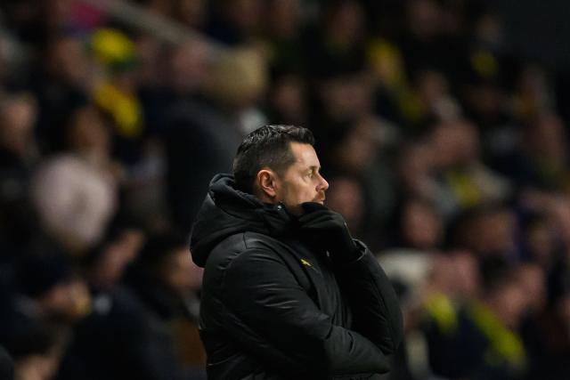 Lens' French head coach Pierre Sage looks on during the French L1 football match between FC Nantes and RC Lens at the Stade de la Beaujoire–Louis Fonteneau in Nantes, western France, on December 6, 2025. (Photo by Loic VENANCE / AFP)