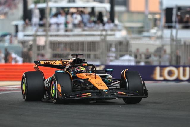 McLaren's Australian driver Oscar Piastri competes during the Abu Dhabi Formula One Grand Prix at the Yas Marina Circuit in Abu Dhabi on December 7, 2025. (Photo by Fadel SENNA / AFP)
