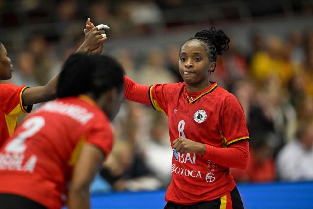 Angola's centre back #08 Helena Paulo celebrates during the Group IV main round match between Angola and Sweden of the IHF Women's Handball World Championship in Dortmund, western Germany on December 7, 2025. (Photo by Ina FASSBENDER / AFP)