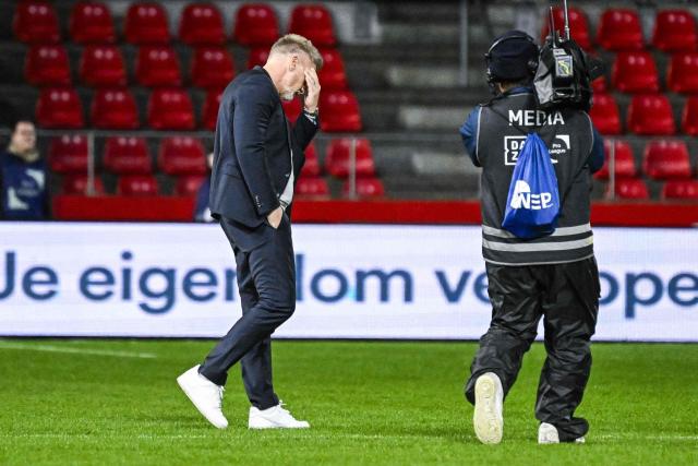 Genk's head coach Thorsten Fink reacts at the end of the  Belgian "Pro League" First Division football match between  Royal Antwerp FC and KRC Genk in Antwerp on December 7, 2025. (Photo by Tom Goyvaerts / Belga / AFP) / Belgium OUT