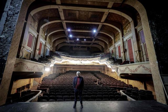 Embargoed until December 8, 2025 - 04:00 GMT / French architect and interior designer Jacques Garcia poses during a photo session at the Palace theatre in Paris on December 4, 2025. The Palace concert hall, a legendary venue of Parisian nightlife that has been abandoned for two years, will reopen its doors at the end of 2026 after a year of renovation, announced its new owner Mickael Chetrit to AFP. (Photo by STEPHANE DE SAKUTIN / AFP)