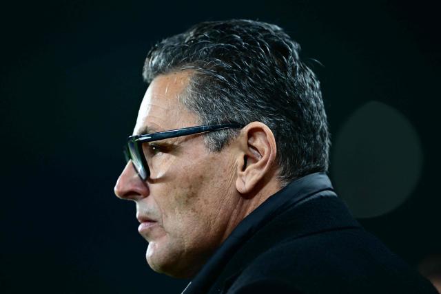 Marco Landucci, deputy coach, substitutes AC Milan's Italian coach Massimiliano Allegri who is disqualified, before the Italian Serie A football match between Torino and AC Milan at the Allianz stadium in Turin, on December 8, 2025. (Photo by Marco BERTORELLO / AFP)
