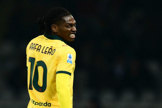 AC Milan's Portuguese forward #10 Rafael Leao grimaces during the Italian Serie A football match between Torino and AC Milan at the Allianz stadium in Turin, on December 8, 2025. (Photo by Marco BERTORELLO / AFP)