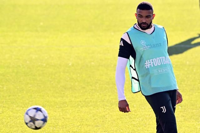 Juventus Brazilian defender #3 Gleison Bremer takes part in a training session at JTC Continassa in Turin on December 9, 2025, on the eve of the UEFA Champions League 2025/26 League Phase MD6 match between Juventus and Pafos. (Photo by MARCO BERTORELLO / AFP)