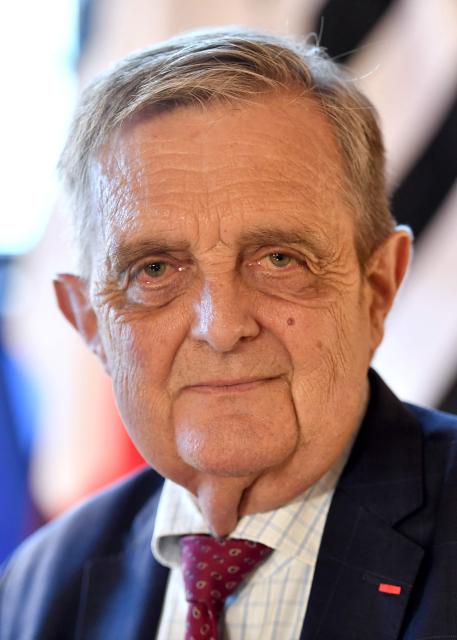 French Les Republicains (LR) party member of Parliament, 
Mayor of Saint-Malo and president of its urban community Gilles Lurton poses and in his office at the town hall in Saint Malo, western France on December 9, 2025. (Photo by JEAN-FRANCOIS MONIER / AFP)