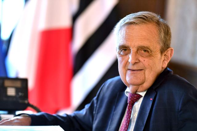 French Les Republicains (LR) party member of Parliament, 
Mayor of Saint-Malo and president of its urban community Gilles Lurton poses and in his office at the town hall in Saint Malo, western France on December 9, 2025. (Photo by JEAN-FRANCOIS MONIER / AFP)