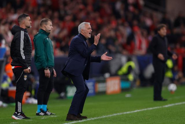 Benfica's Portuguese coach Jose Mourinho reacts during the UEFA Champions League league phase day 6 football match between SL Benfica and Napoli at Estadio da Luz in Lisbon on December 10, 2025. (Photo by FILIPE AMORIM / AFP)