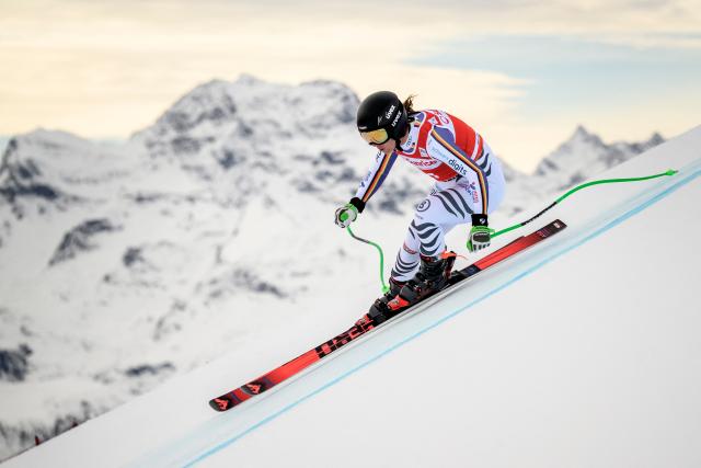 Germany's Kira Weidle-Winkelmann skies during the women's downhill training as part of the FIS Alpine ski World Cup 2025-2026, in St. Moritz, south-eastern Switzerland on December 11, 2025. (Photo by Fabrice COFFRINI / AFP)
