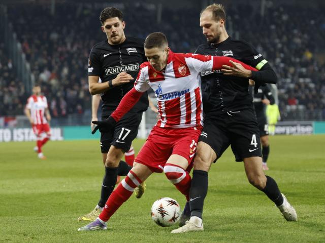 (L-R) Sturm Graz's Austrian defender #17 Emir Karic, Crvena Zvezda Beograd's Brazilian forward #17 Bruno and Graz's Slovenian midfielder #04 Jon Gorenc Stankovic vie for the ball during the UEFA Europa League football match between SK Sturm Graz and Crvena Zvezda (Red Star Belgrade) in Graz, Austria on December 11, 2025. (Photo by ERWIN SCHERIAU / APA / AFP) / Austria OUT