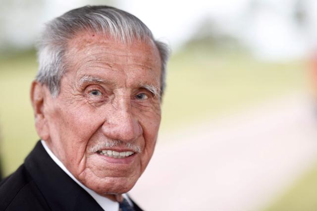 (FILES) Veterans Charles Shay, 96, attends the official opening ceremony of the British Normandy Memorial at Ver-sur-Mer, on the 77th anniversary of D-Day,  on June 6, 2021. The funeral of Charles Norman Shay, who died at the age of 101 on December 3 and was presented as the last Native American survivor of the June 6, 1944 landings, took place December 12, 2025, morning at Bayeux Cathedral, according to the diocese. (Photo by STEPHANE MAHE / POOL / AFP)