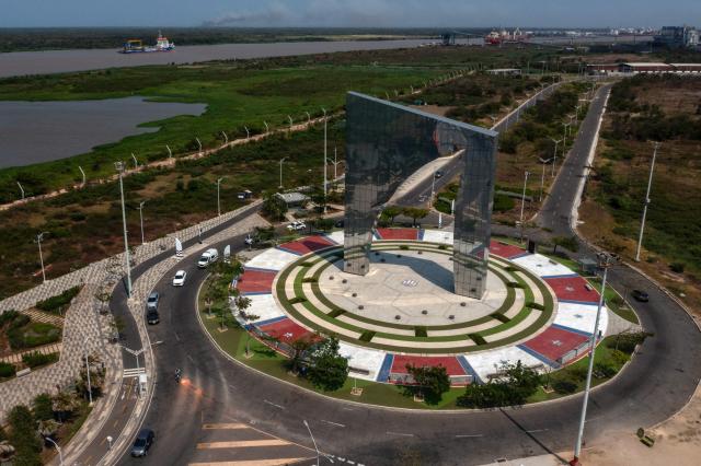 (FILES) Aerial view of Window of Champions, a monument built in tribute to Junior de Barranquilla soccer team in Barranquilla, Colombia on April 10, 2024. Formula 1 officials recently visited Barranquilla, Colombia, with a view to creating a Grand Prix in this Caribbean city, the mayor announced on December 12, 2025. (Photo by Luis ACOSTA / AFP)