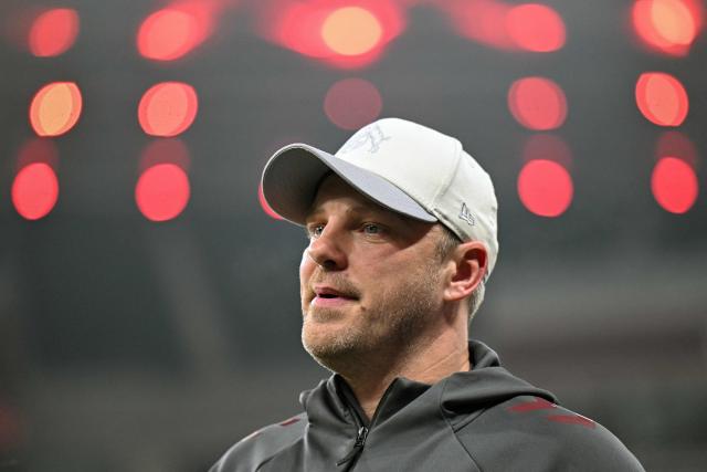 FC Cologne's German head coach Lukas Kwasniok is pictured prior to the German first division Bundesliga football match between Bayer 04 Leverkusen and 1 FC Cologne in Leverkusen, western Germany, on December 13, 2025. (Photo by UWE KRAFT / AFP) / DFL REGULATIONS PROHIBIT ANY USE OF PHOTOGRAPHS AS IMAGE SEQUENCES AND/OR QUASI-VIDEO